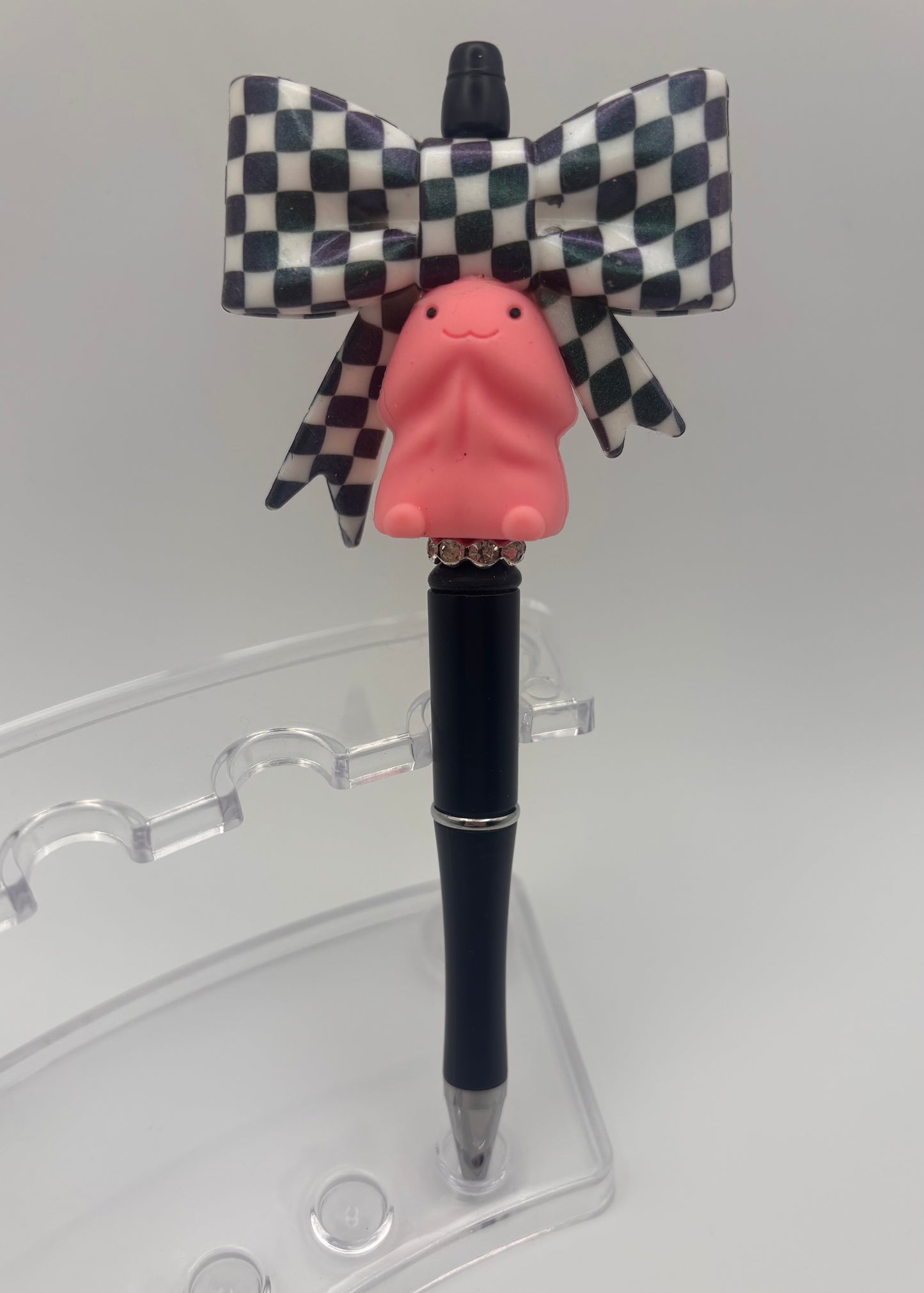 Big Bow Pens